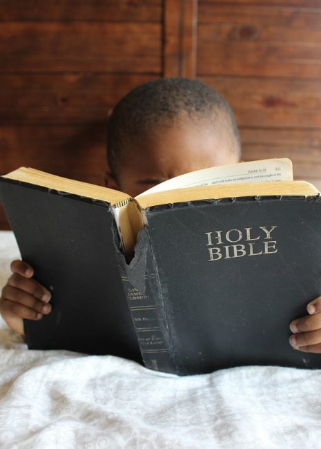 teamhealing-child-reading-bible
